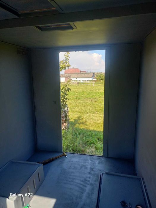 Вагончик будка прицеп