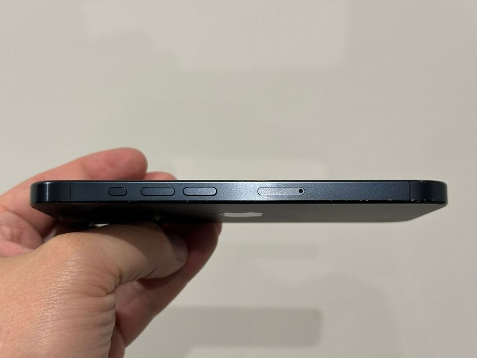 Iphone 15 pro 128gb Blue Titanium bateria 90%