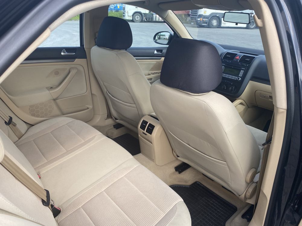 Vw Jetta 2.0 Fsi.. stan Bdb