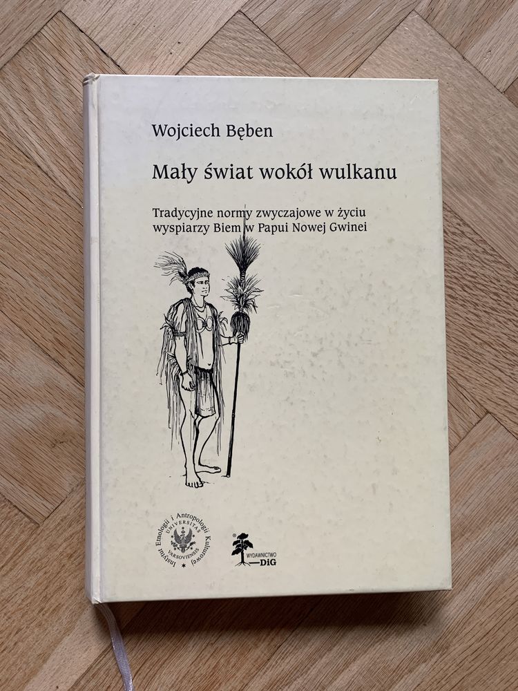 Książka Mały świat wokół wulkanu, Wojciech Bęnen
