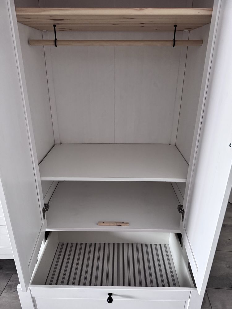 Szafa Sundvik Ikea biała
