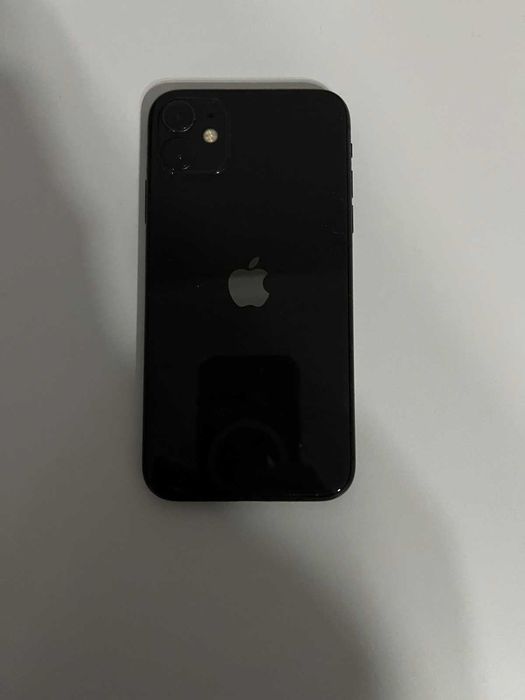 Продам  айфон 11