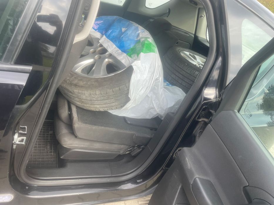 Opel Meriva 1.4 turbo, 2 komplety kół, zarejestrowana