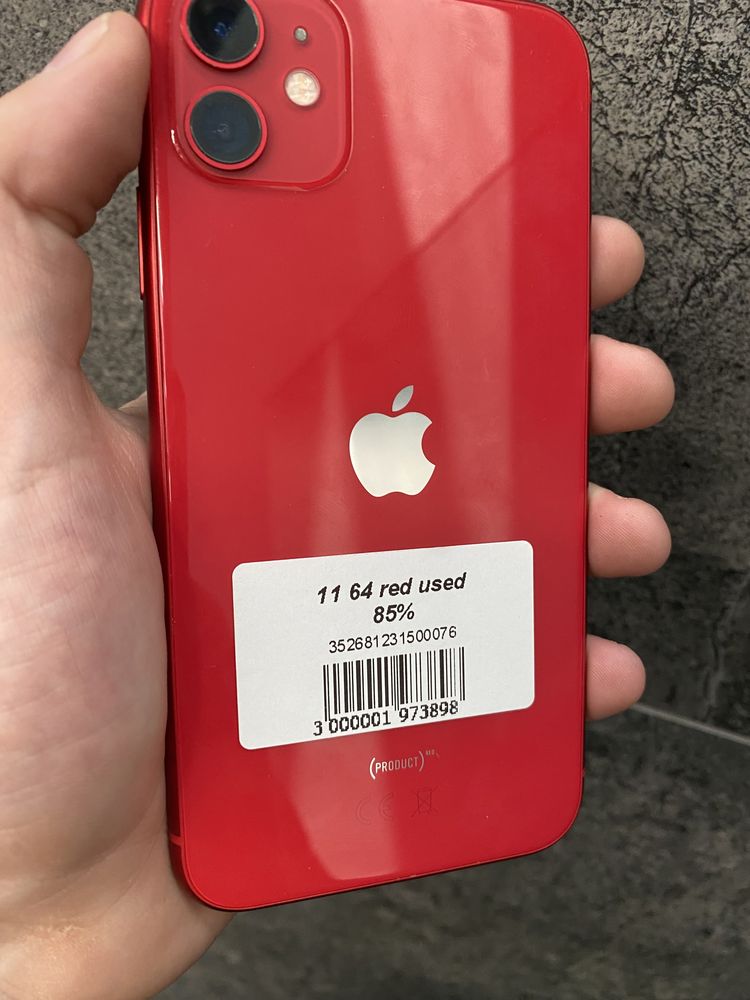 iPhone 11 64GB red used