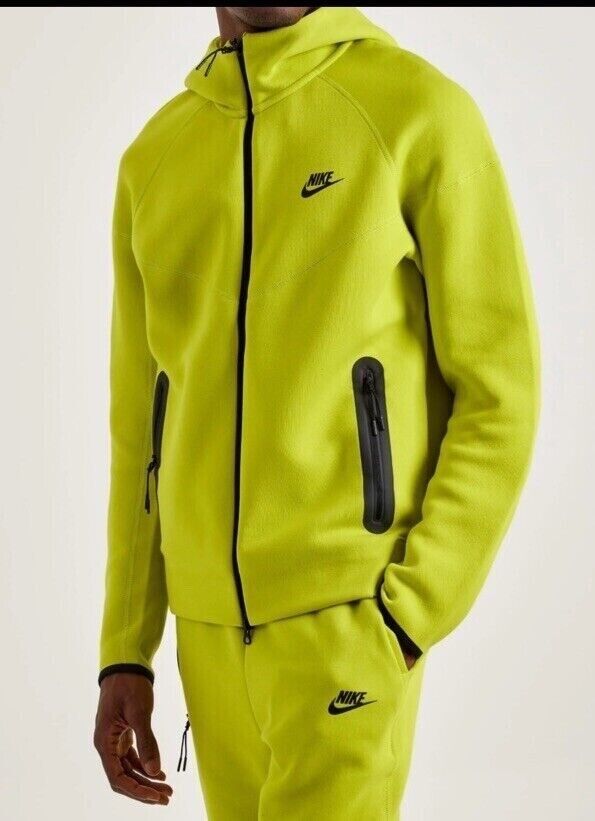 Nike Tech Fleece костюм
