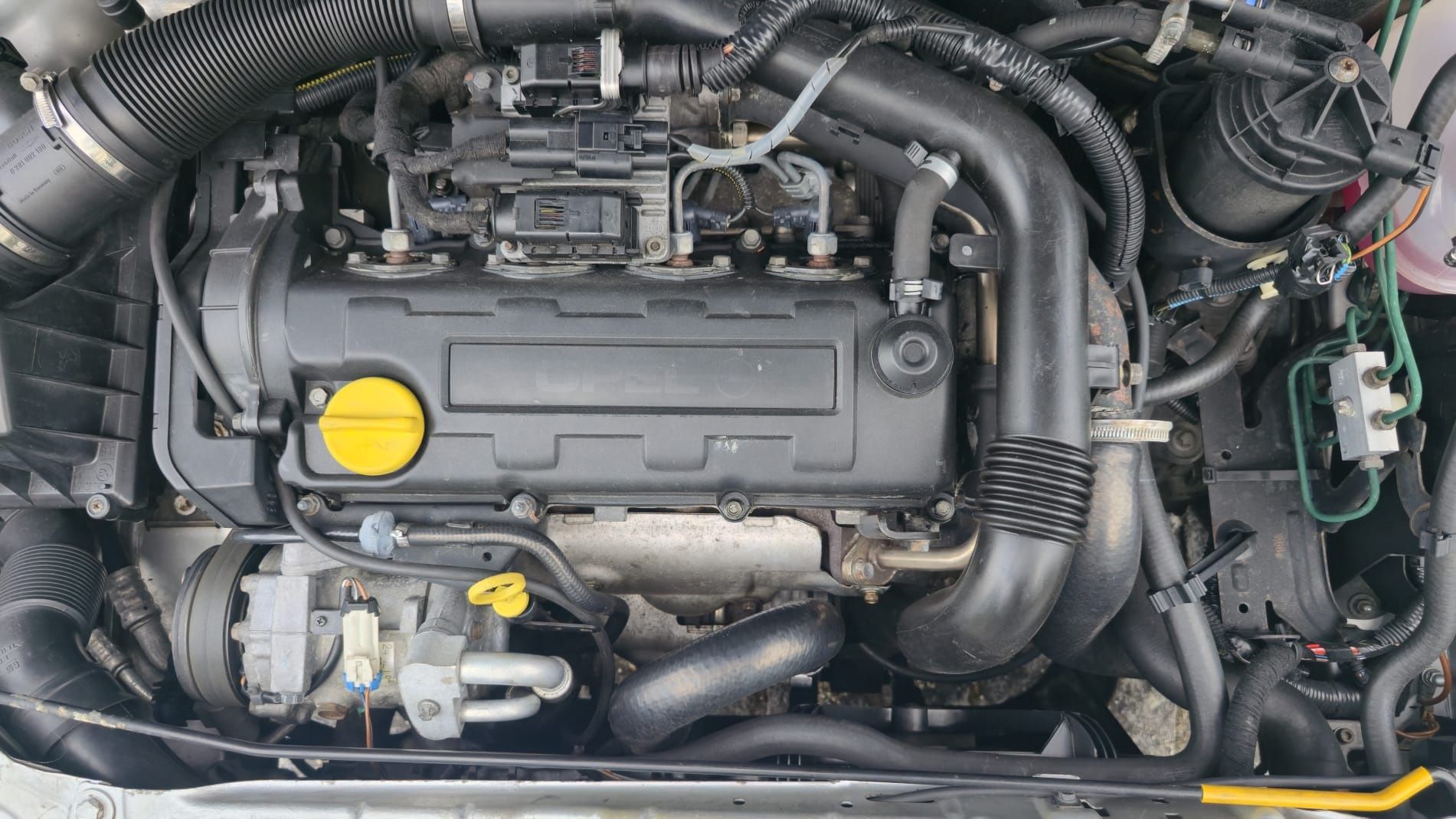 Opel corsa 1.7 DTi motor izuso