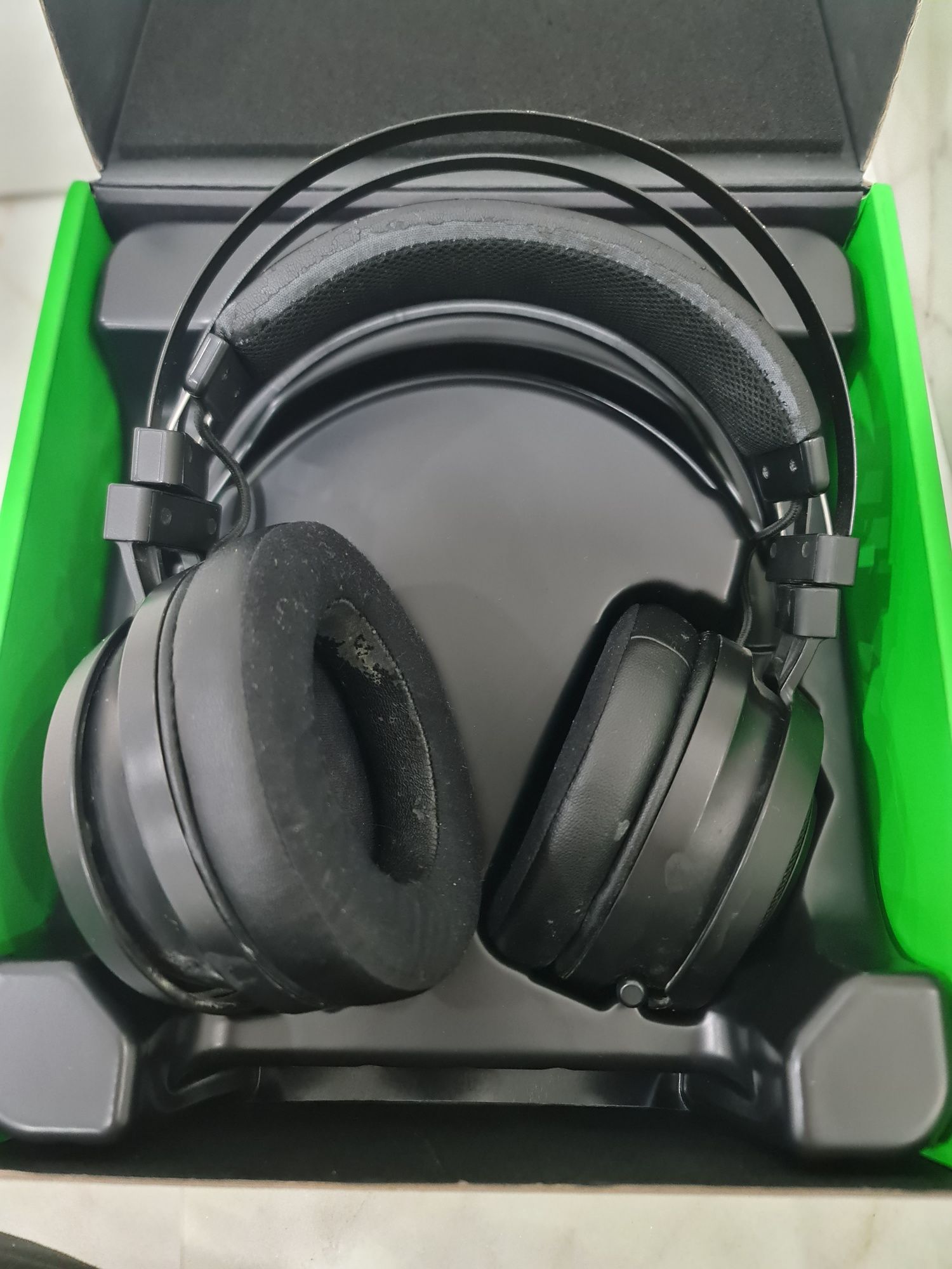 Razer Nari headset