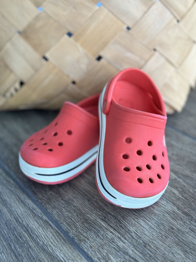 Детские Crocs размер 6 с 7
