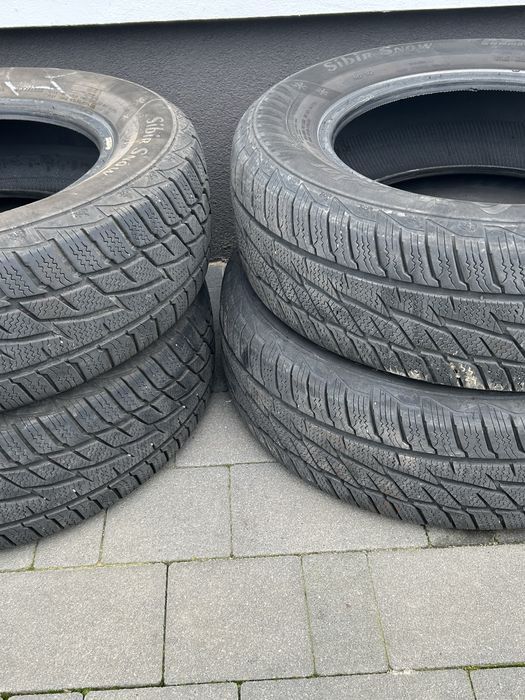 195/65/15 Komplet zimowych opon Matador