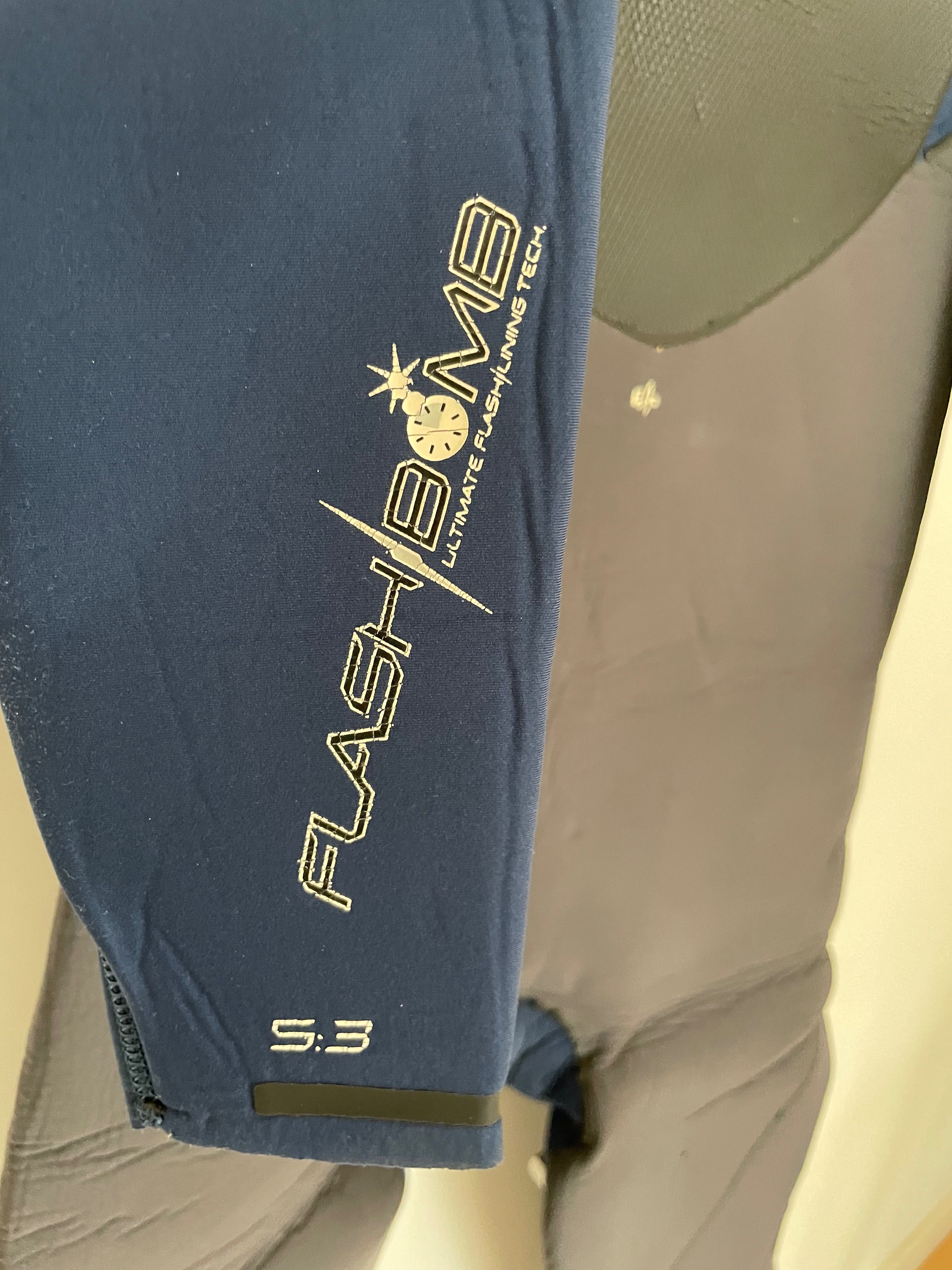 Fato Rip Curl Flashbomb 5/3 E4 XL