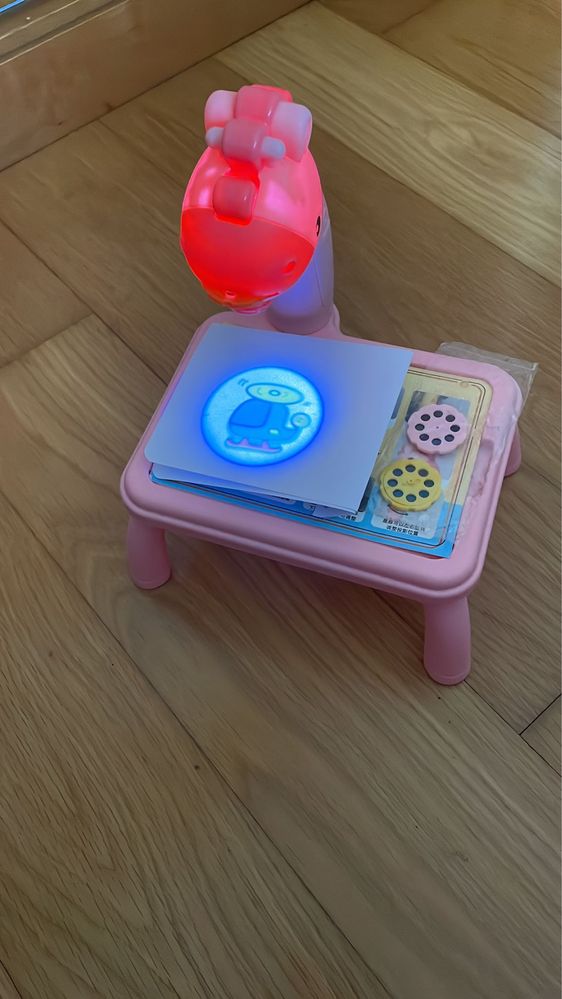 Projetor de mesa desenho