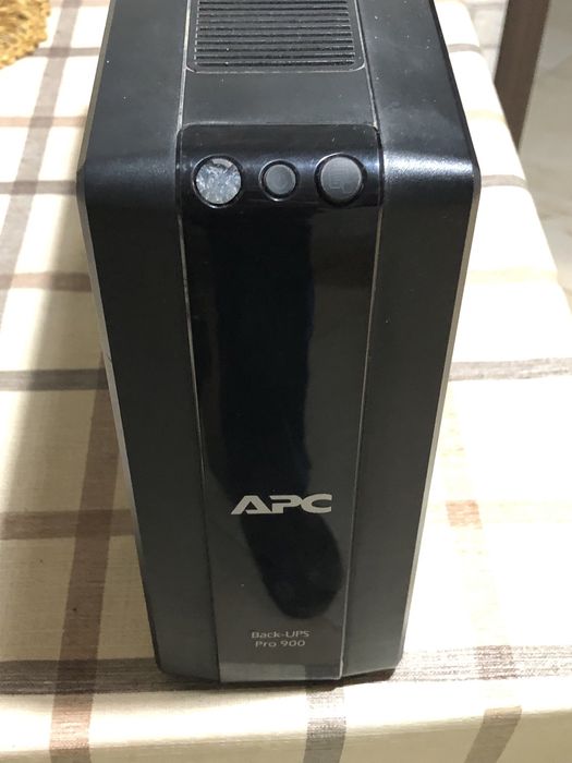 Бесперебойник APC Back up pro 900