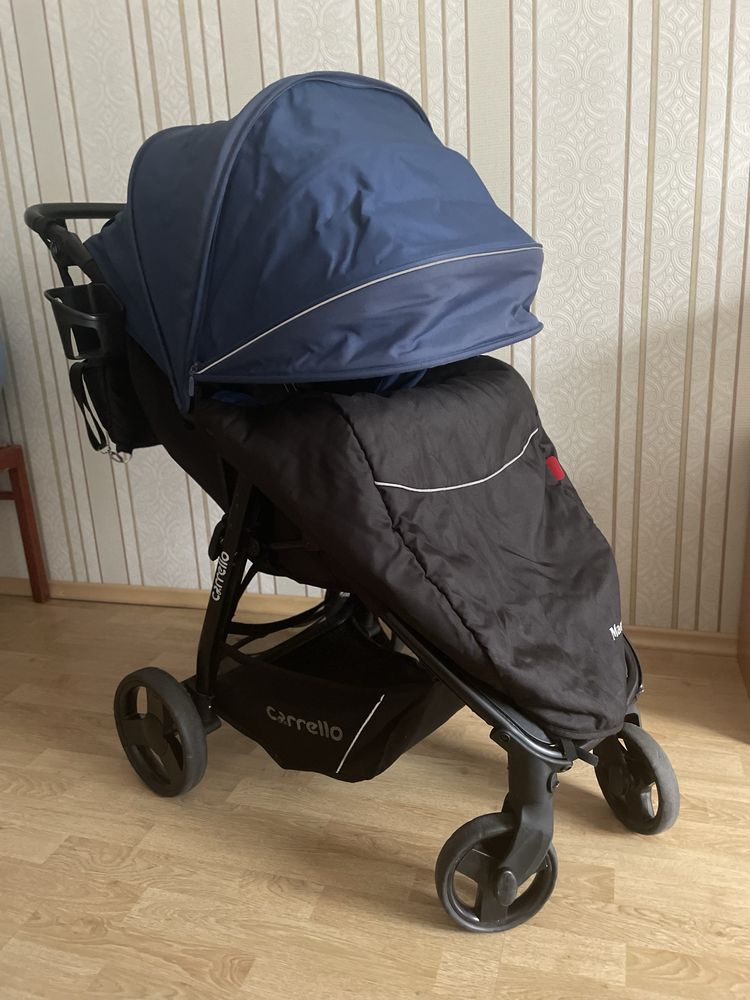 Прогулянкова коляска Carrello Maestro