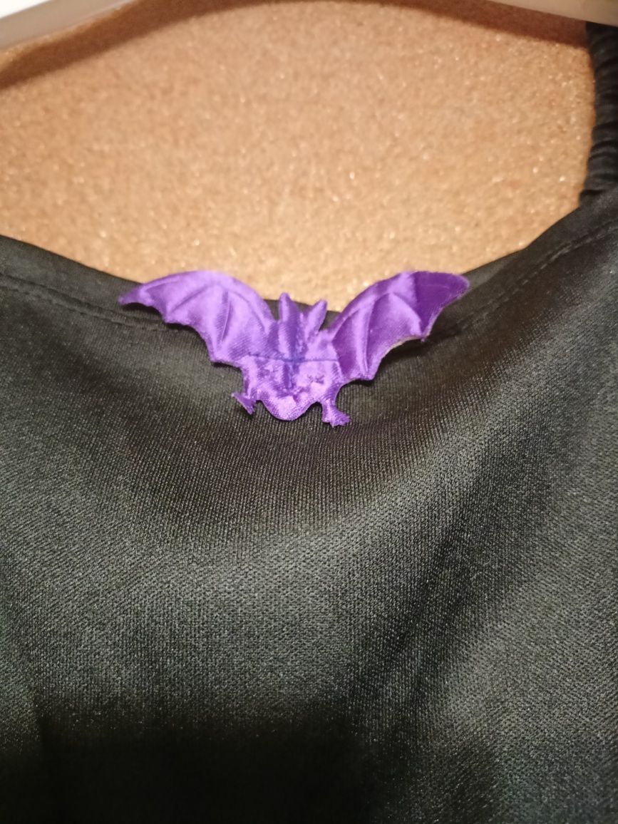 Sukienka Batmanka na Halloween rozm 104. Tesco.