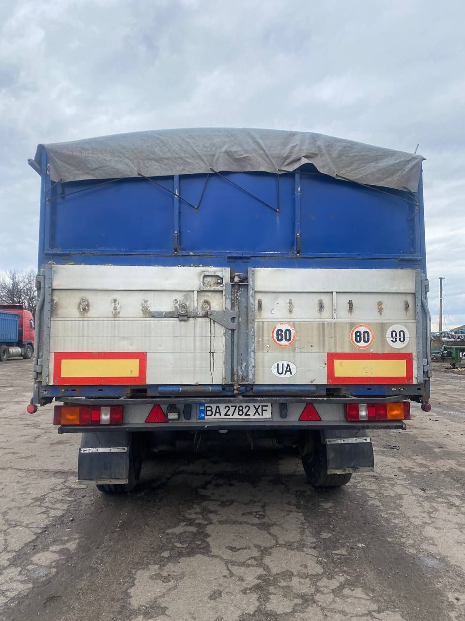 Продам полуприцеп зерновоз Krone SDP 24
