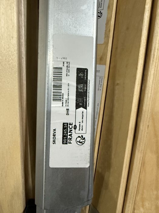 2 Estrados LURÖY + Trave Central SKORVA (IKEA) – Excelente estado!