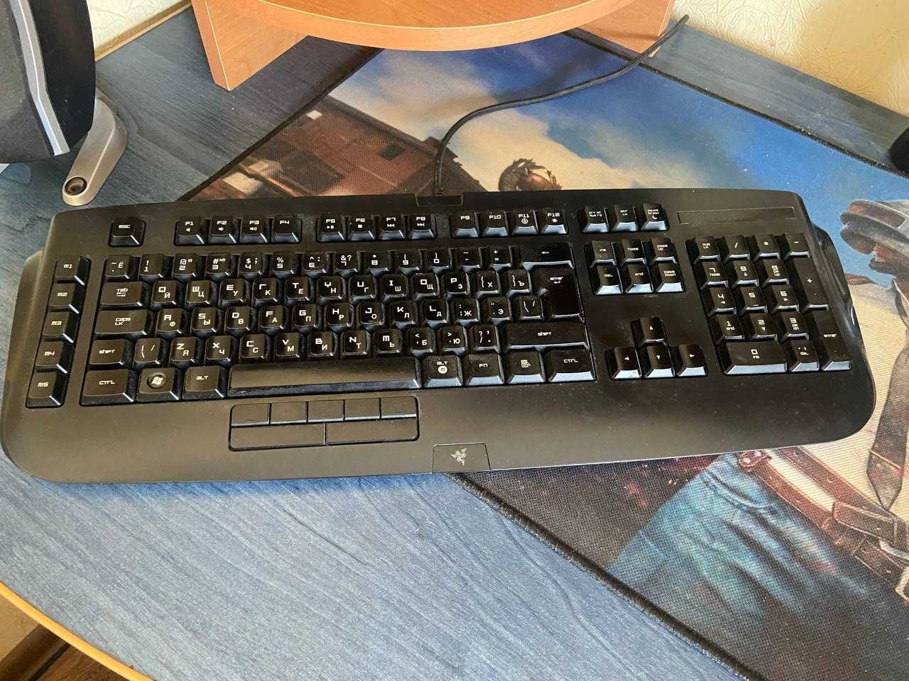 Продам игровую MMO-клавиатуру Razer Anansi