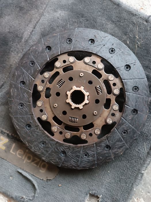 Комплект щеплення, диск корзина маховик, на JEEP PATRIOT 2.2 crd