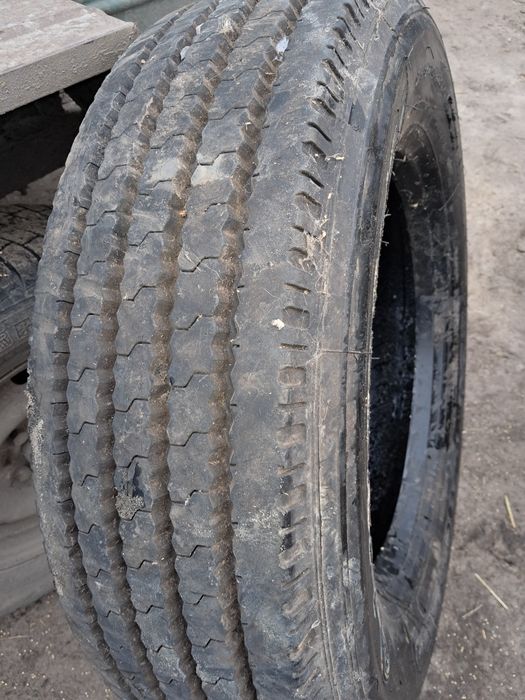 Продам резину,в наличии 4 шт