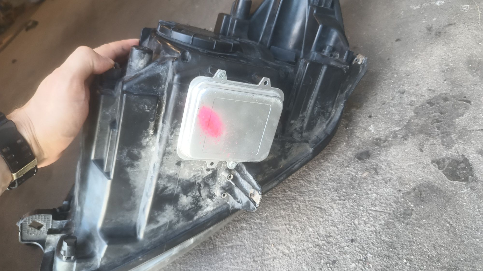 Lampa prawa Opel Insignia xenon