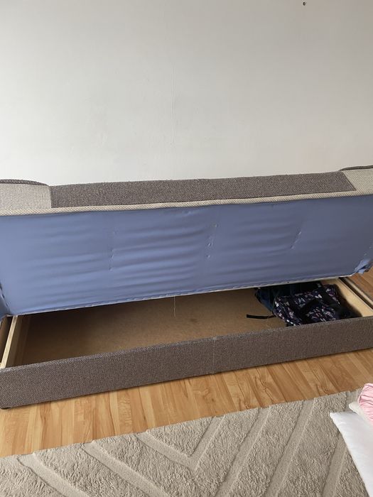 Kanapa rozkładana (115x195)