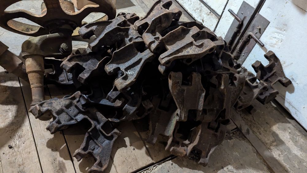 Башмаки Траки ДТ 75 Гусениця Т-150