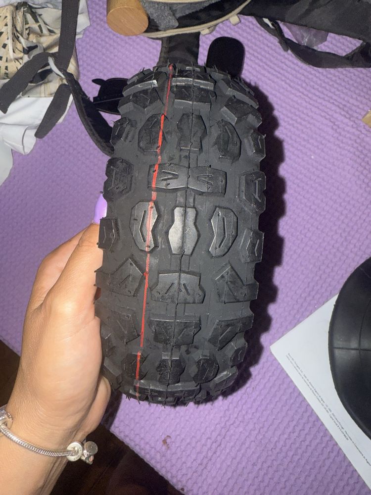 Pneu de trotinete