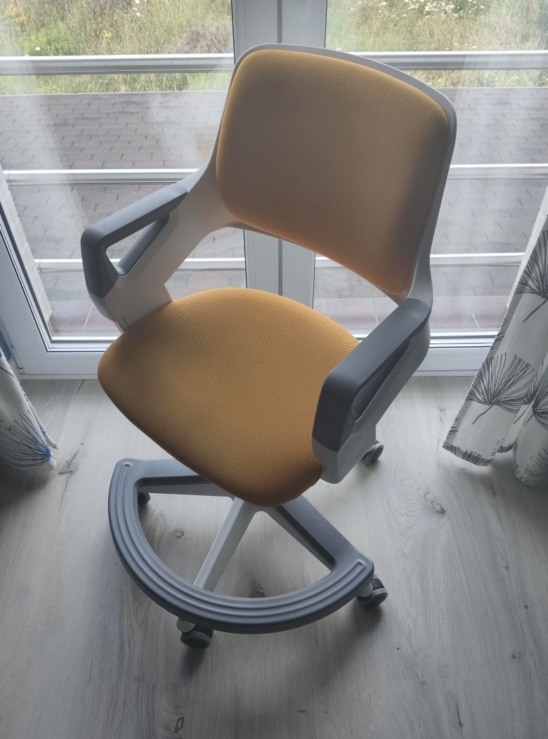 Krzesło dla dzieci ergonomiczne rookee