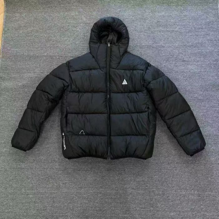 Пуховик Nike ACG