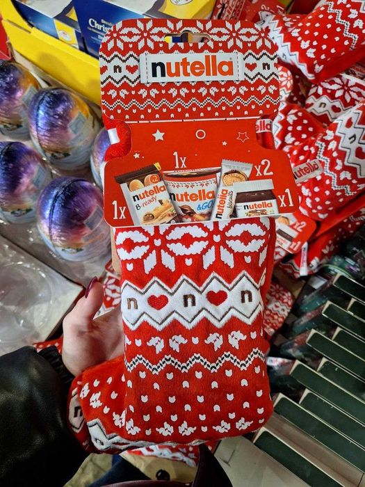 Новорічні солодощі Кіндер Нутела Адвент календарі Кекс Панеттоне