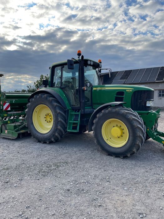 Ciągnik rolniczy John Deere 6630 premium