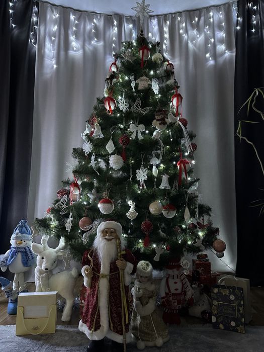 Ялинка новорічна штучна 2,5м