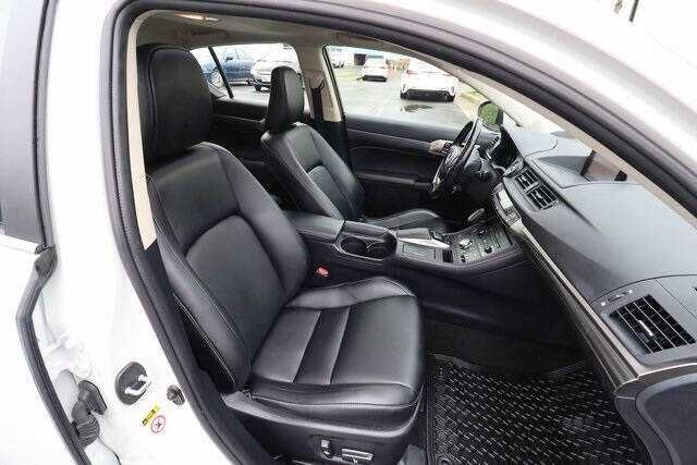 2017 Lexus CT 200h