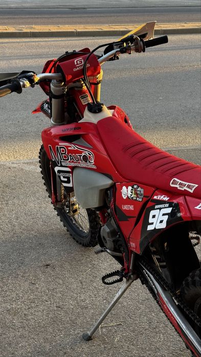 GasGas EC 350F de 2022 em otimo estado