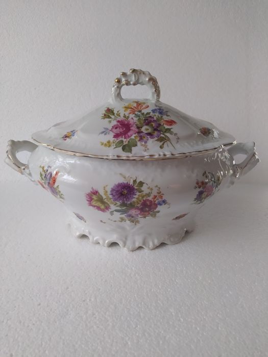 Antyk duża waza na zupę rococo porcelanowa kwiaty