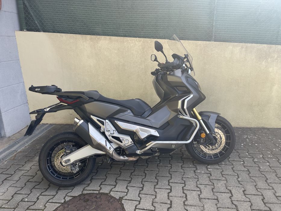 Honda x adv 750