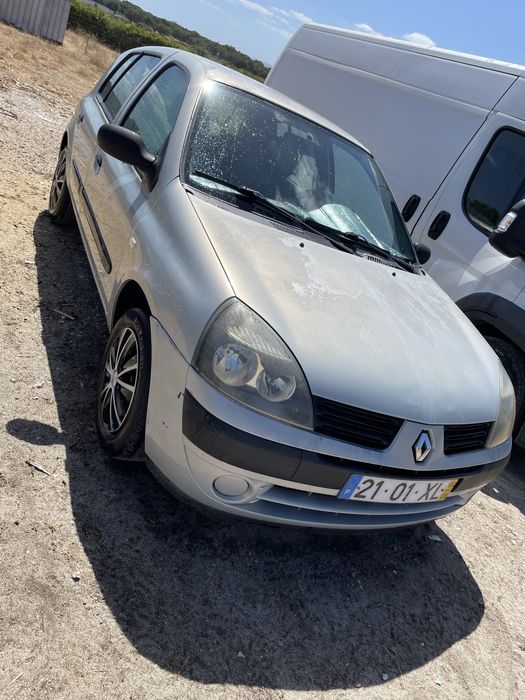 Clio 1.2 2004 poucos kilometros