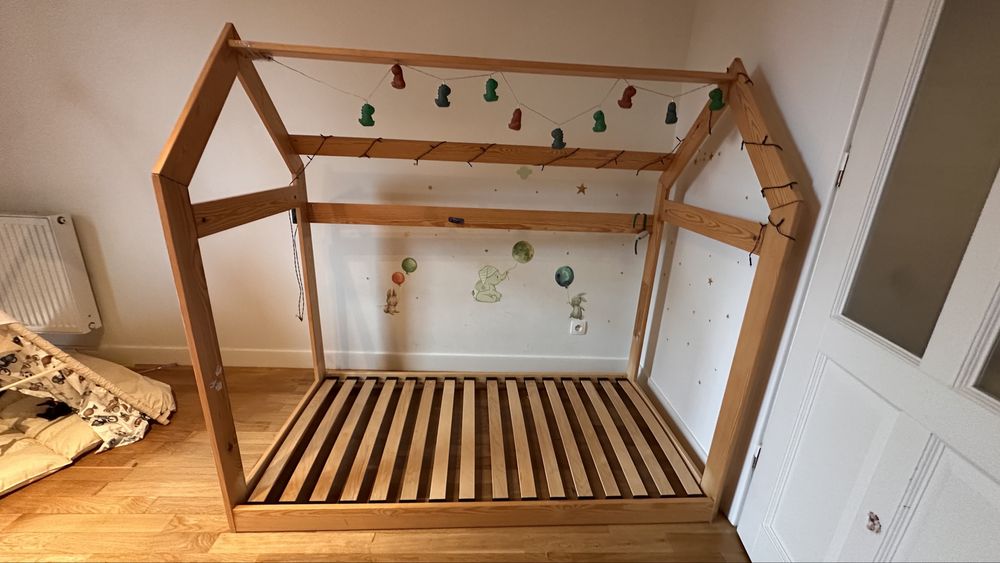 Lóżko domek w bardzo dobrym stanie