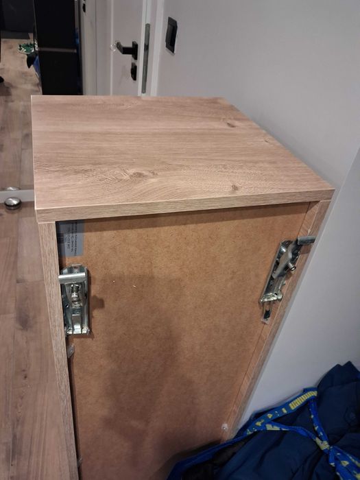 Szafka słupek wiszący 120x35