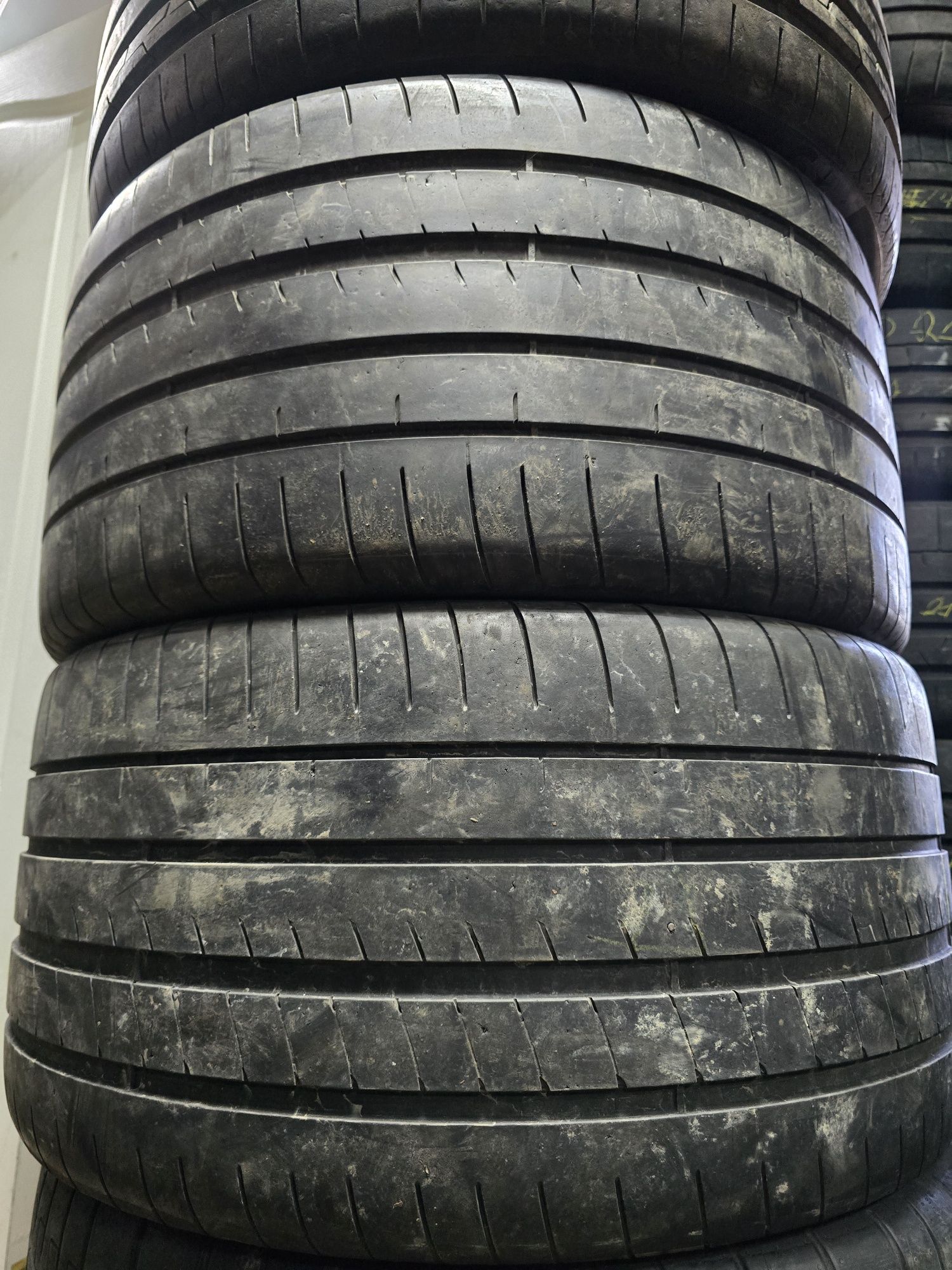 305/30ZR21 Goodyear Eagle f1 asymmetric 3