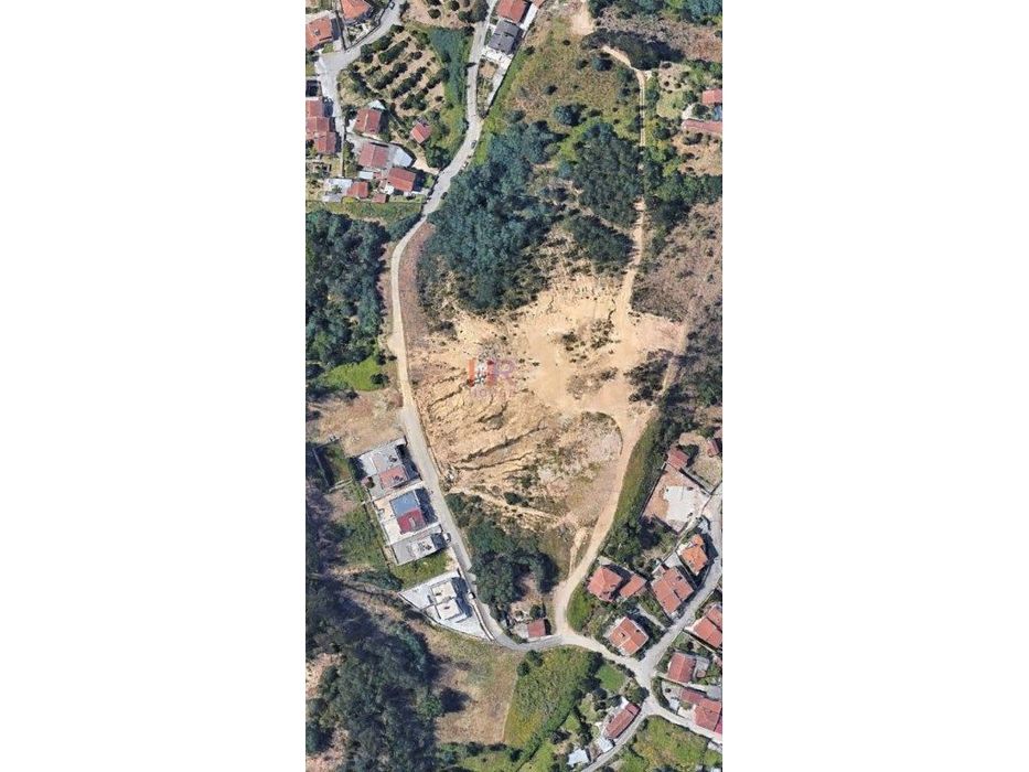 Terreno com viabilidade de construção