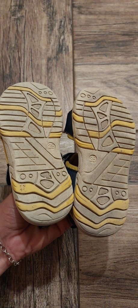 Buty sandalki 25 sandały batman dla chłopca