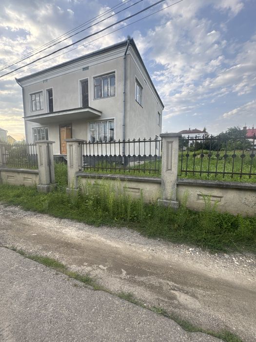 Продаж 2 поверхового будинку з балконом і ділянкою 8 сот., 202,4м.кв.