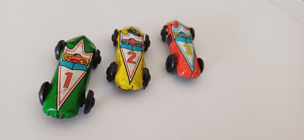 Carrinhos pista vintage anos 60