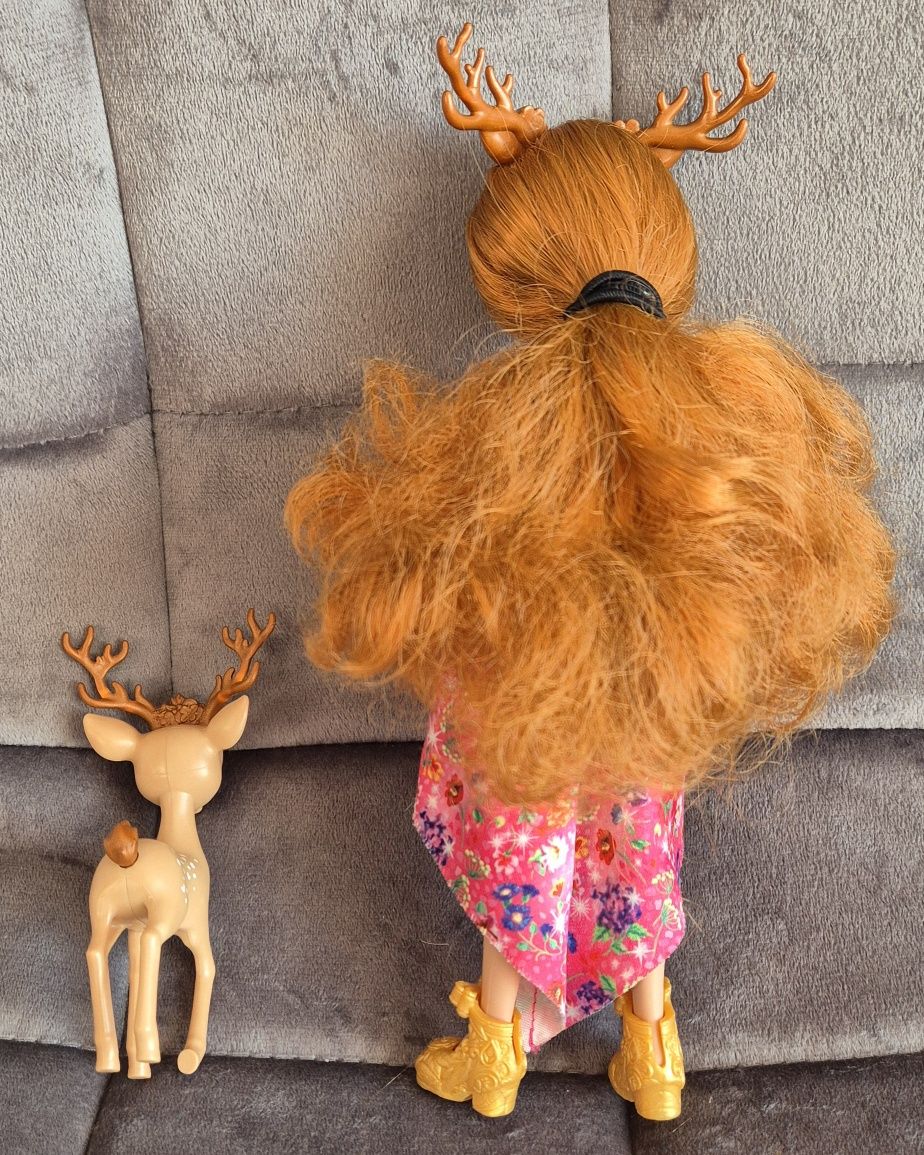 Enchantimals Royal Lalka Królowa Queen Daviana Jelonek Grassy Mattel