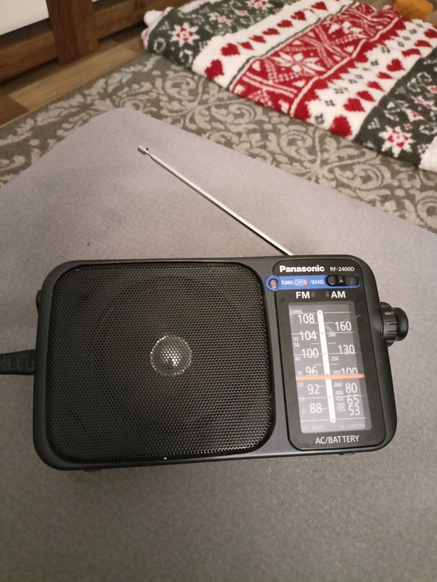 Radio Panasonic RF-2400D