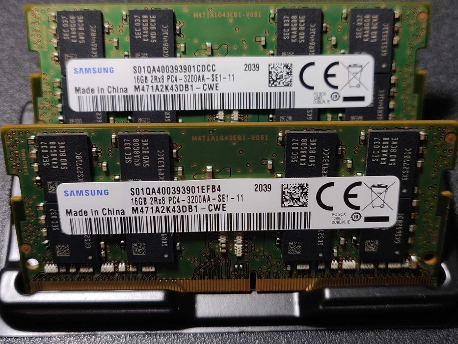 Память для ноутбуков, мини-РС: Samsung 16 GB x 2 DDR4 (Итого: 32 GB)