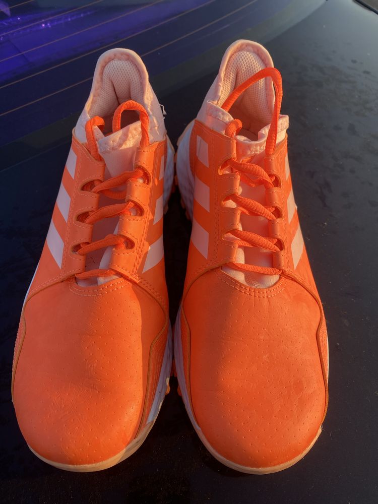 Кроссовки Adidas Hockey YoungStar для хоккея на траве, 39 размер