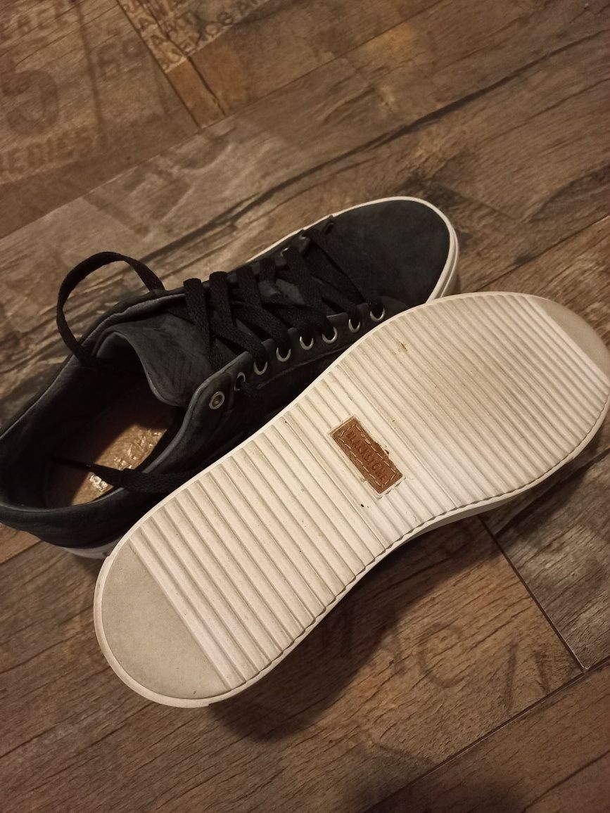 Trampki BlackStone rozm. 38/39