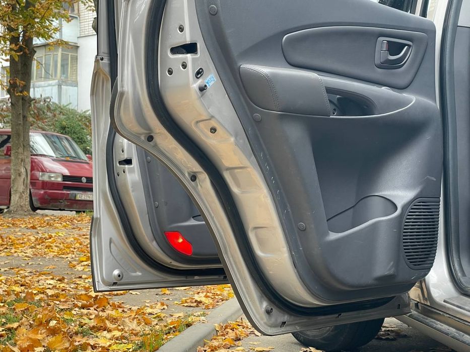 Hyundai Tucson 2005 р. 4х4.турбо дизель!
Авто у відмінно
